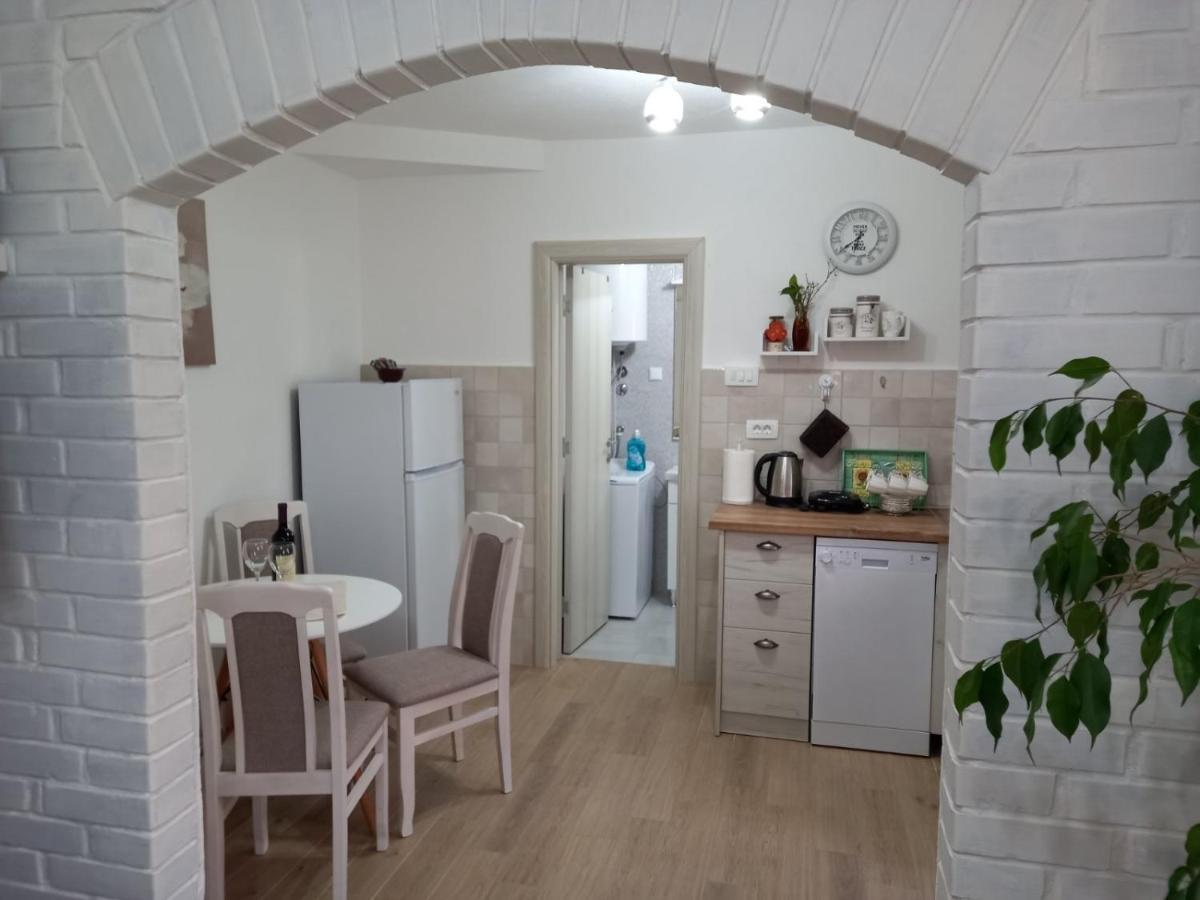 Old Marine House Apartment Tivat Exterior foto