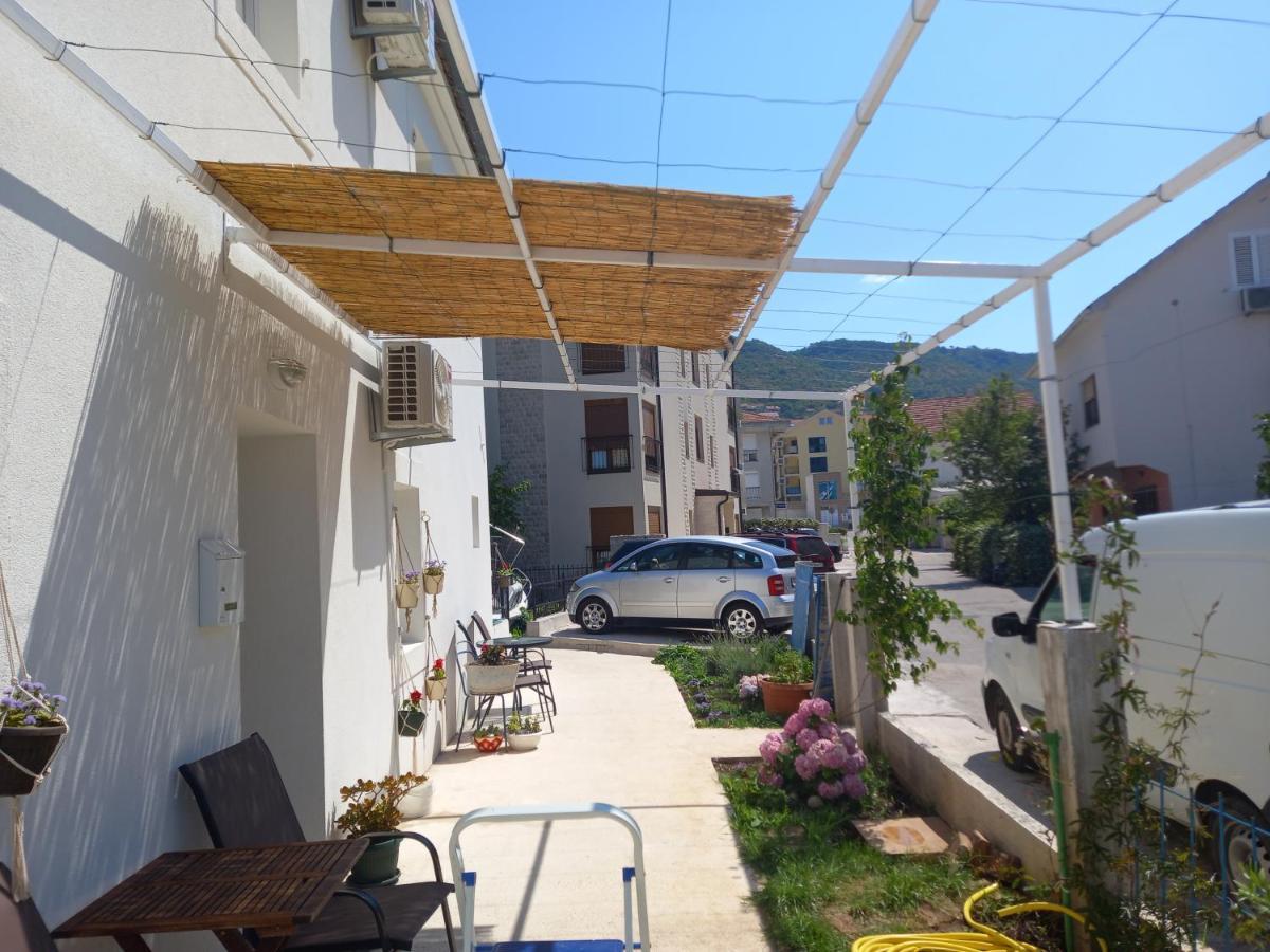 Old Marine House Apartment Tivat Exterior foto